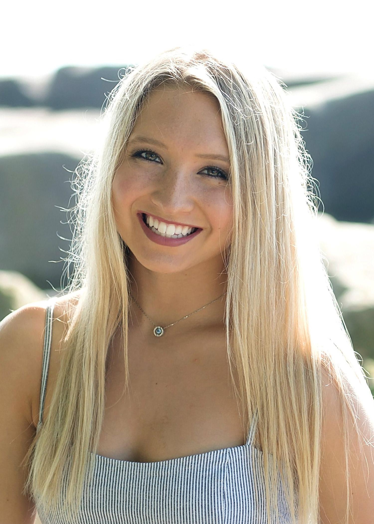Eva PATE