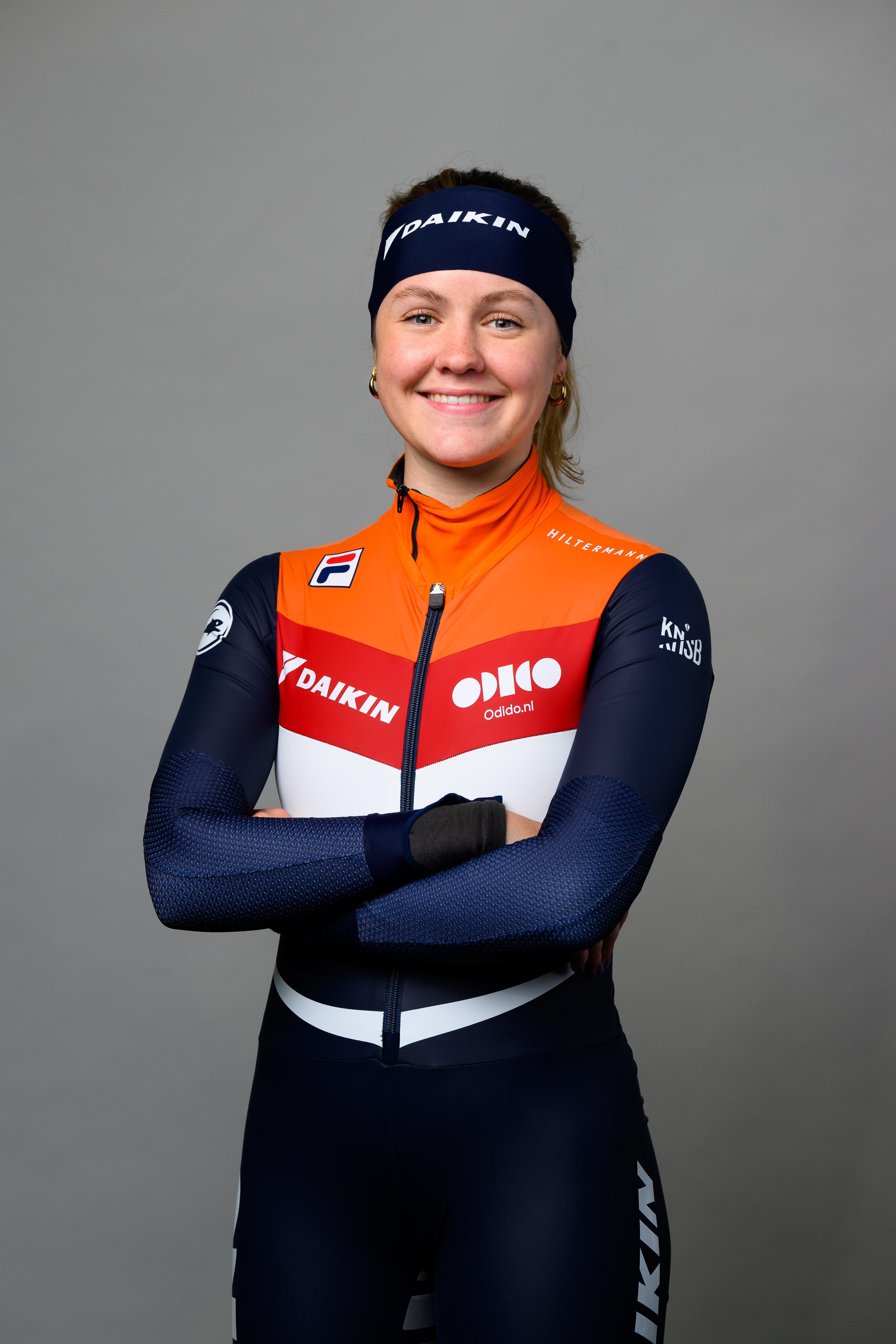 Michelle VELZEBOER
